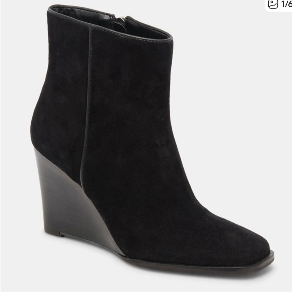 NEW Dolce Vita Susann Wedge Bootie black suede ankle boots
Size 11
